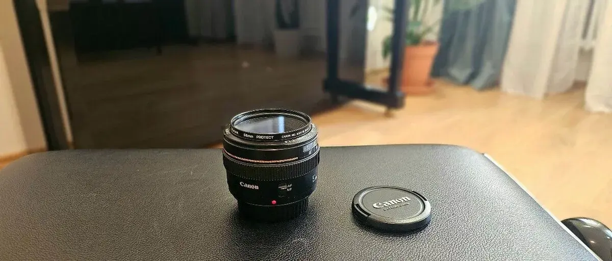 Canon EF 50mm f/1.4 USM