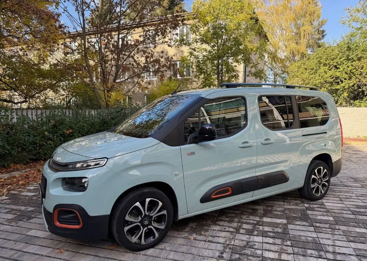 Berlingo LONG XTR 7MÍST 1.5HDI 96kW AUTOMAT TAŽNÝ