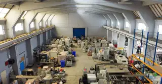Komerční hala 1 298 m² – logistika / Výroba, výška 10 m, 3 v