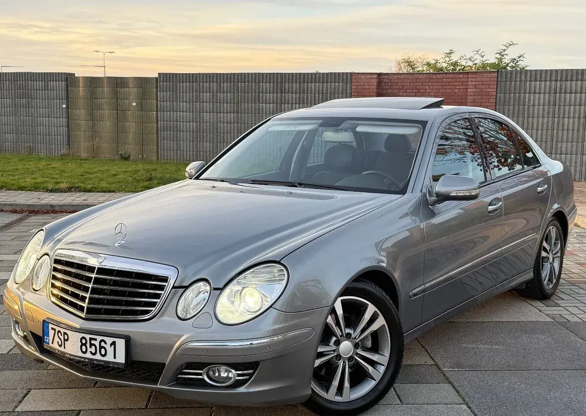 Mercedes-Benz E – 2008, 246 000 km