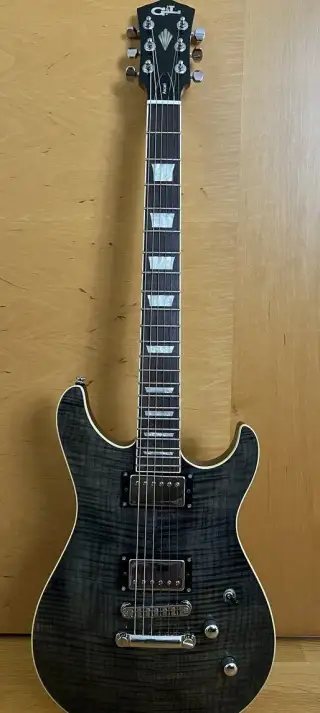 Nova elektricka kytara G&L Tribute Ascari GTS (nehrana)
