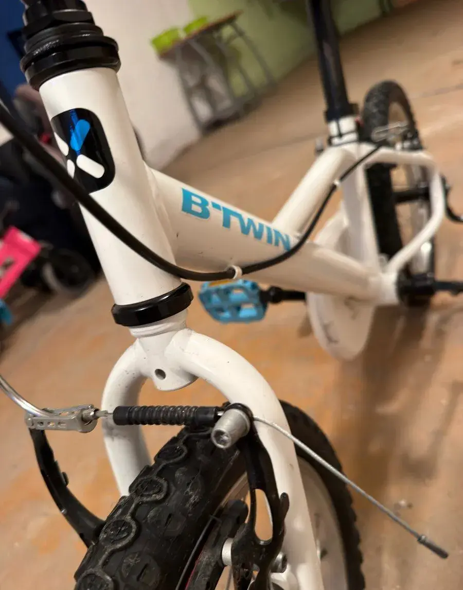 Dětské kolo B’TWIN 14” – přídavná kolečka