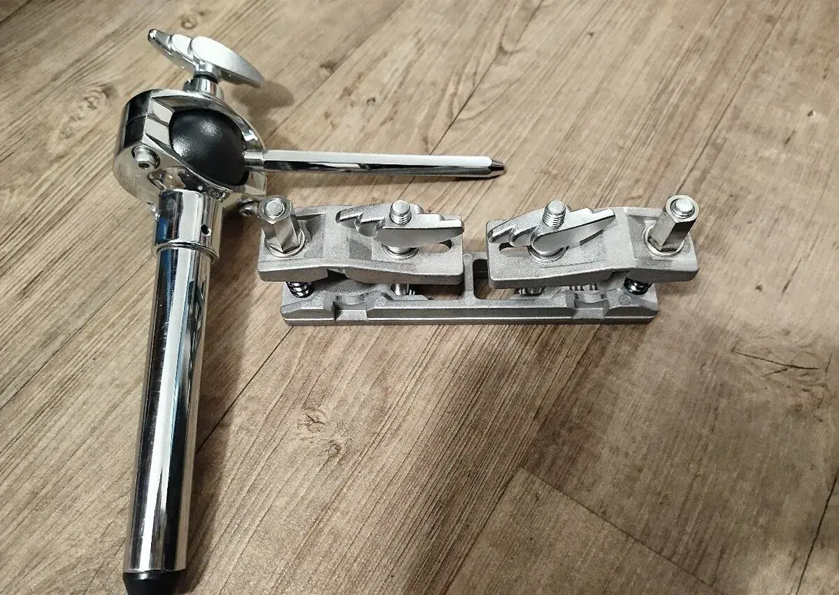 YAMAHA clamp + tomholder