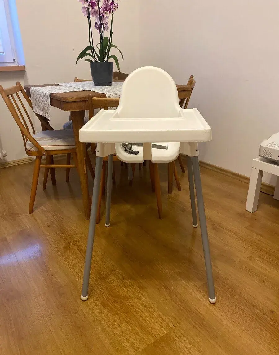 IKEA ANTILOP – jídelní židlička s pultíkem