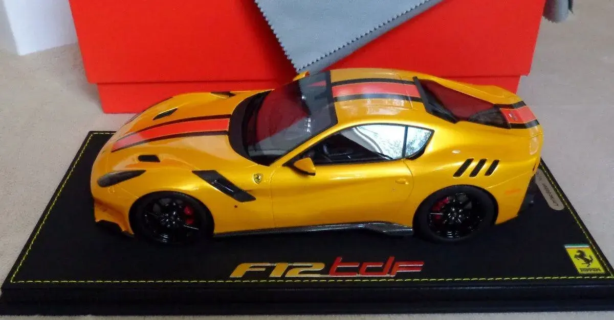 Ferrari F12 tdf Giallo Tristrato 1:18 BBR