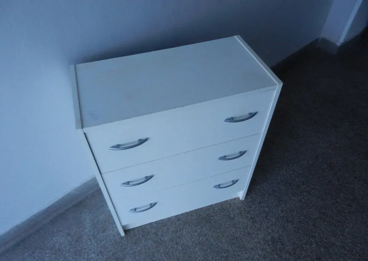 Skříň komoda bílá (Prodáno)