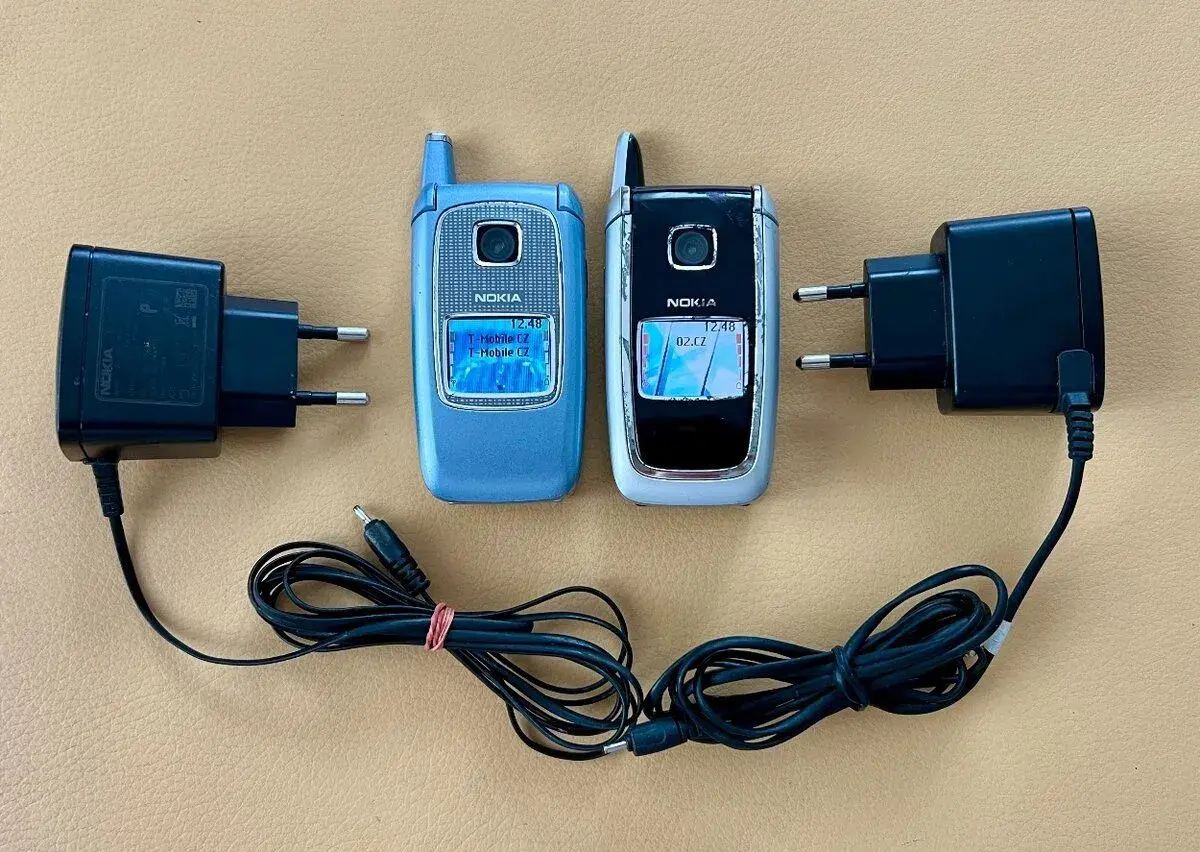 Nokia 6103 a Nokia 6101