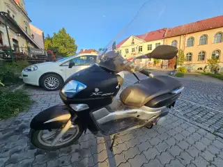 Yamaha versity 300