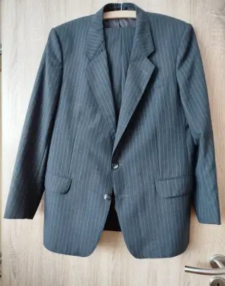 Společenský oblek