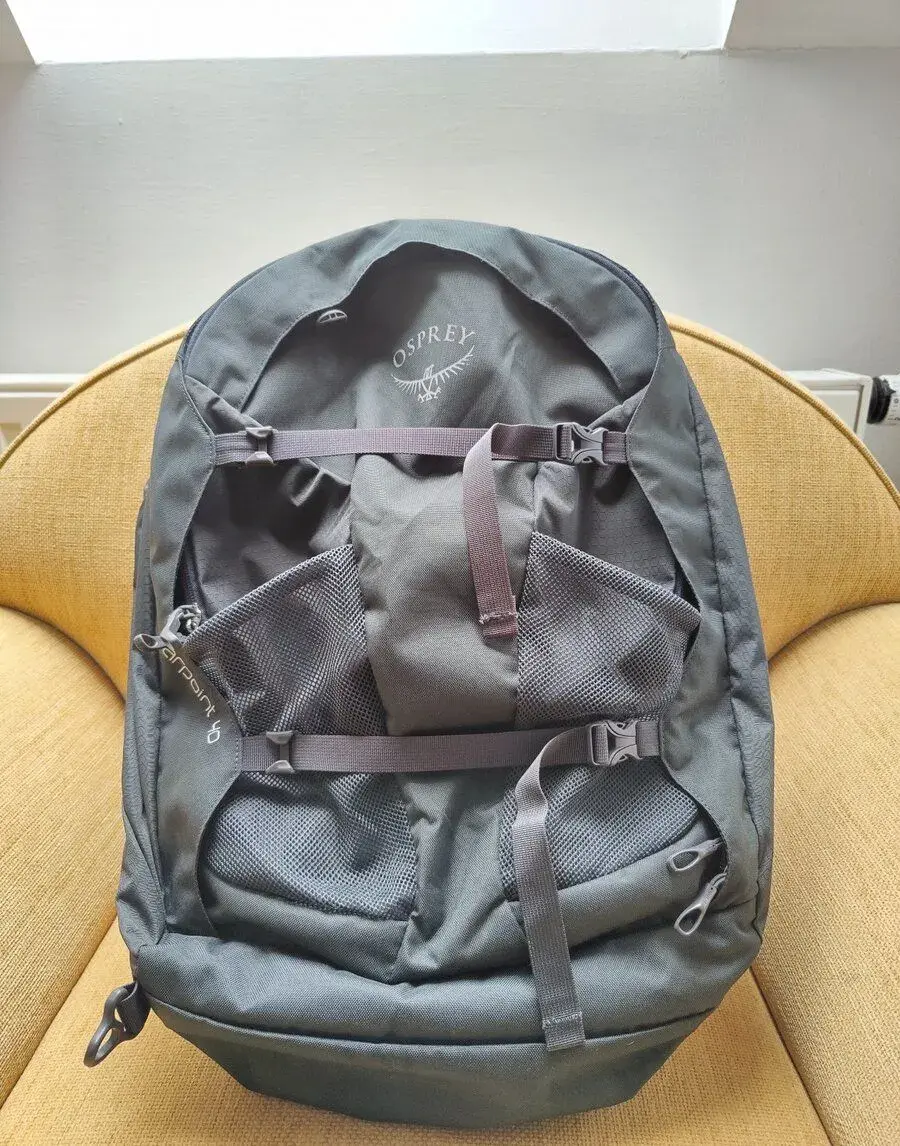Osprey Farpoint 40 M/L Volcanic Grey – jednou použitý, příru