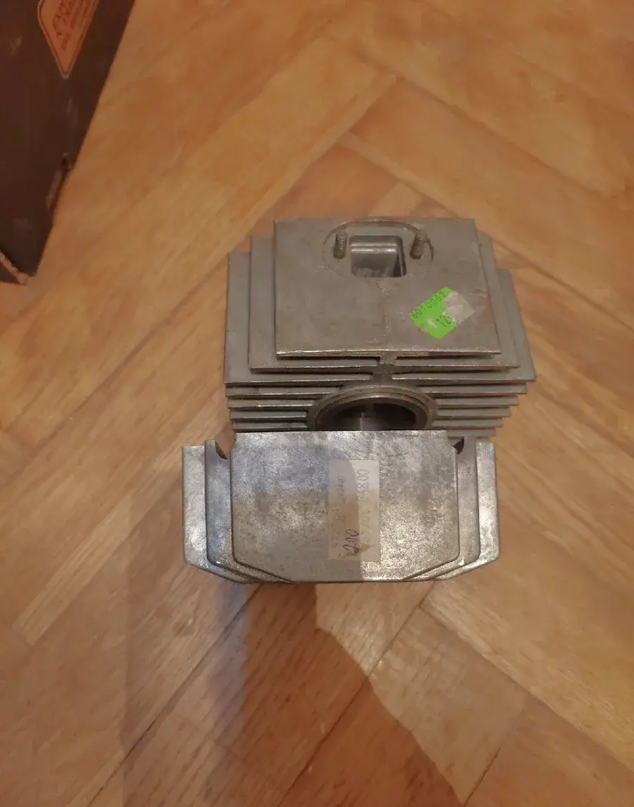 Nové původní díly, cena za válec s hlavou