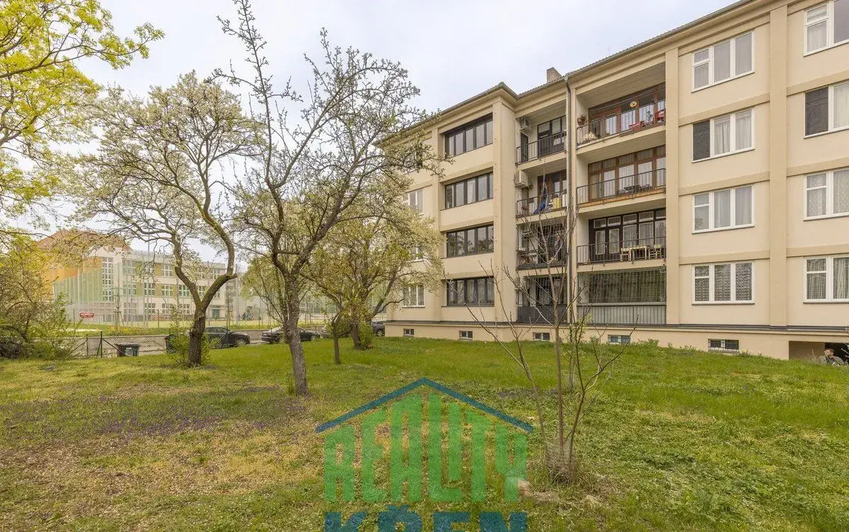 Prodej bytu 3+1 93 m², Praha - Strašnice, ev.č. 003997
