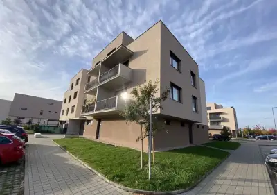 bytu 1+kk, 32 m2 se zahrádkou, Hradec Králové - Farářství.