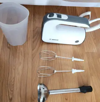 Ruční šlehač Bosch MFQ49700