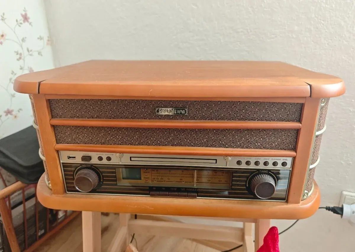 Gramofon,+cd přehrávač+kazeťák+radio