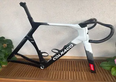 Colnago Y1Rs UAE Emirates - rámová sada