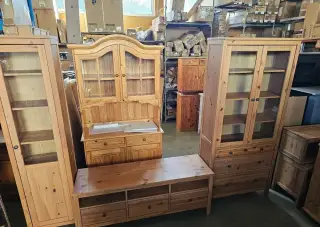 SESTAVA NÁBYTKU IKEA HEMNES
