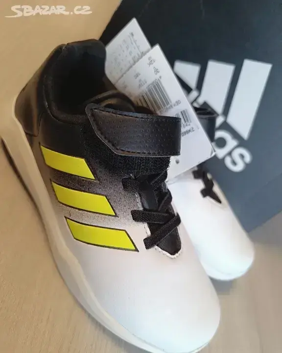 Nové Dětské boty adidas vel. 30