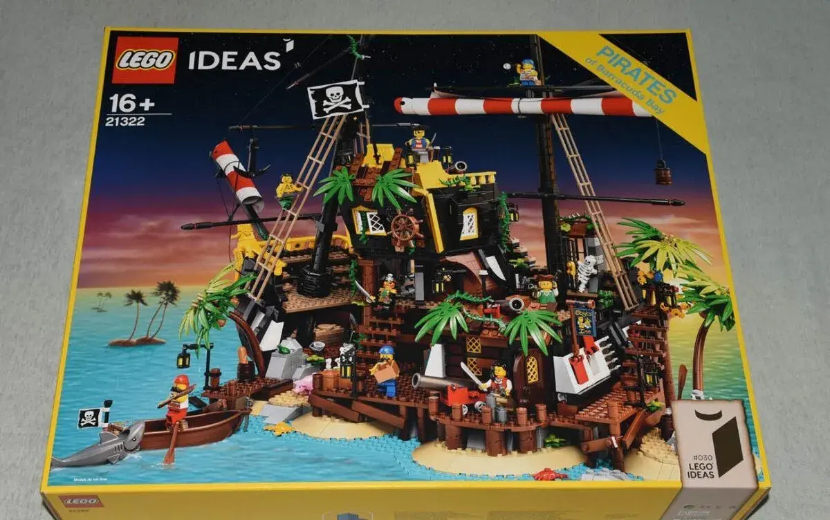 Lego 21322 - Zátoka Pirátů z Lodě Barakuda