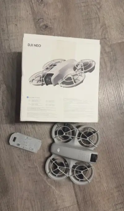 DJI Neo – stav nového kusu, 1 cyklus, záruka DJI do 08/2027