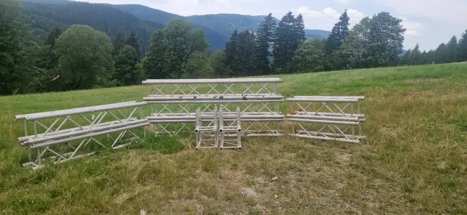 Hliníková brána pro sportovní/kulturní akce 6x2,5m z truss s