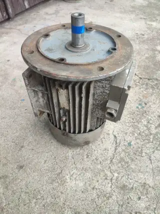 Elektromotor 2,2 kW 1400 ot,