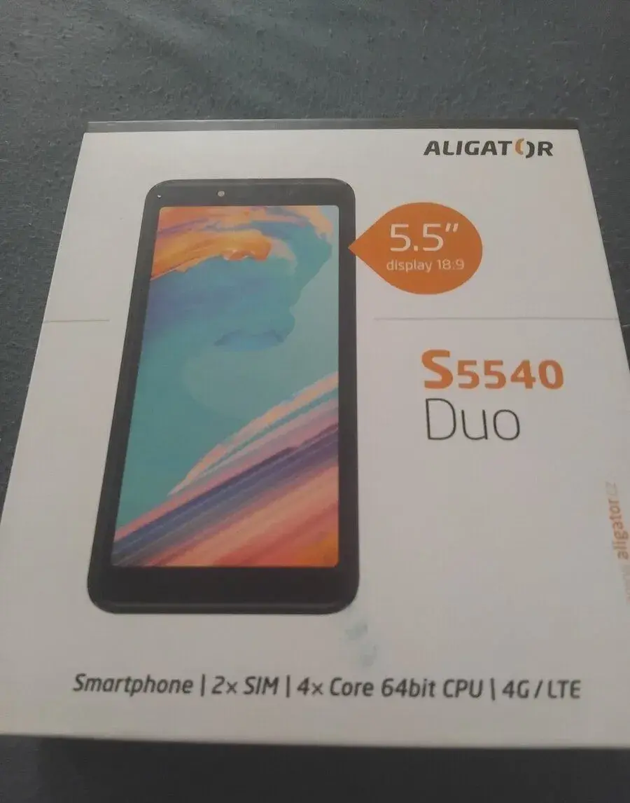 Dotykový telefon Aligator