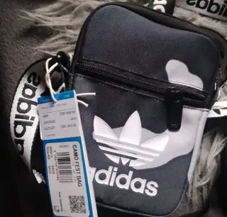 Adidas taštička