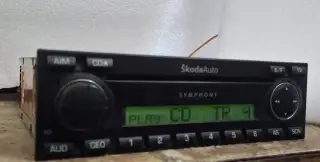 Autorádio Škoda Symphony na CD do Octavie 1