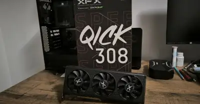XFX Speedster QICK 308 Radeon RX 6600 XT 8GB GDDR6