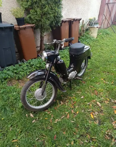 Jawa pionýr 555