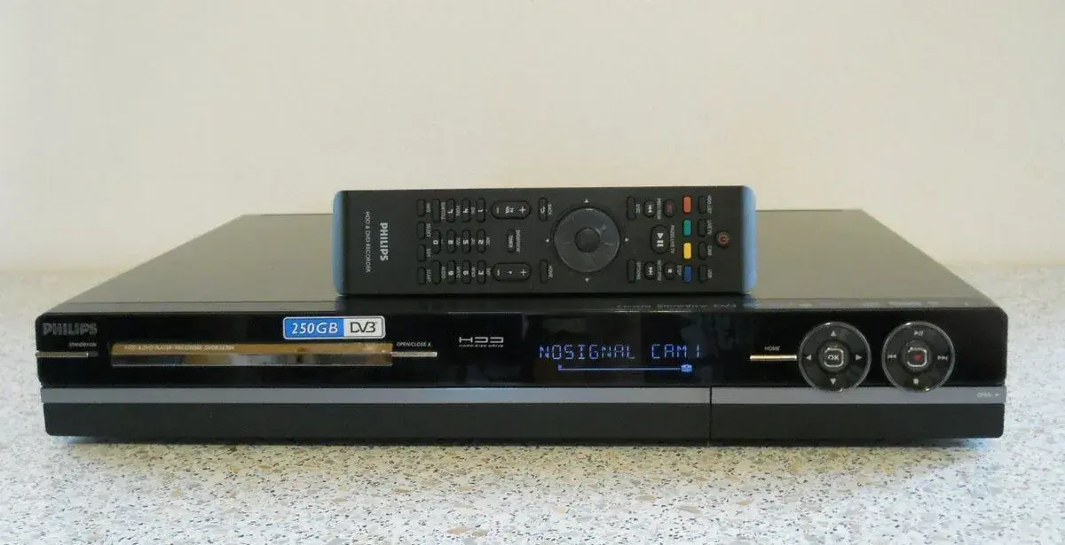 DVD rekordér Philips DVDR5570