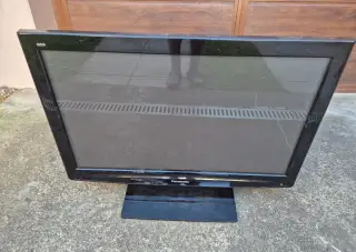 Panasonic VIERA TX-P37C10 37" (94 cm)