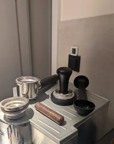 Pákový kávovar De'Longhi EC 850.M, automatic cappuccino, vý