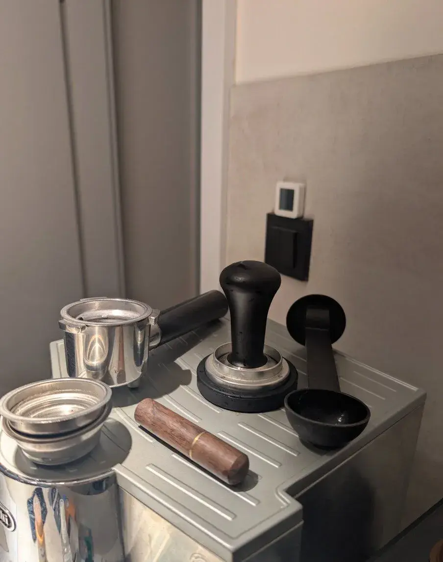 Pákový kávovar De'Longhi EC 850.M, automatic cappuccino, vý