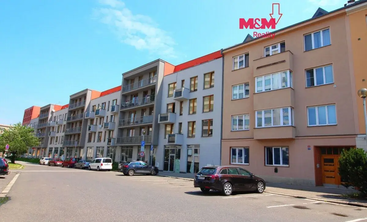 Prodej bytu 3+kk, 78 m², Hradec Králové, ul. Kollárova