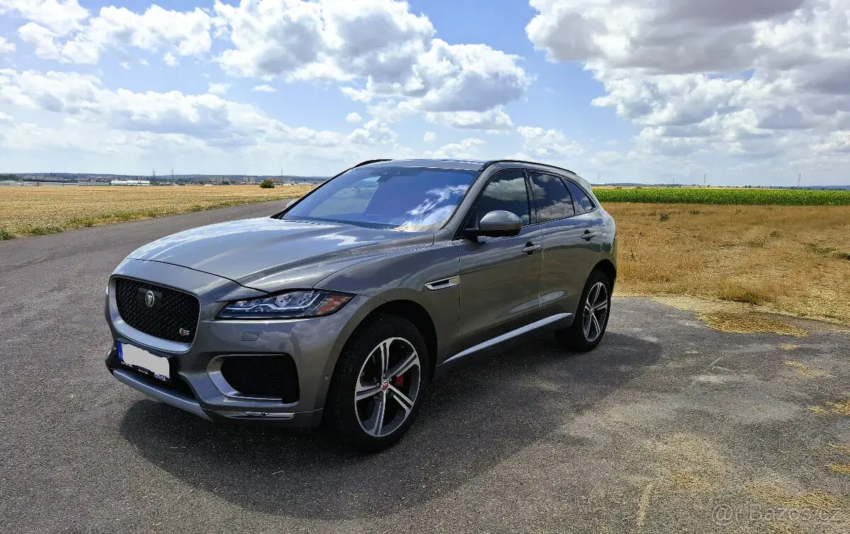 Jaguar F-PACE – 2019, 100 km