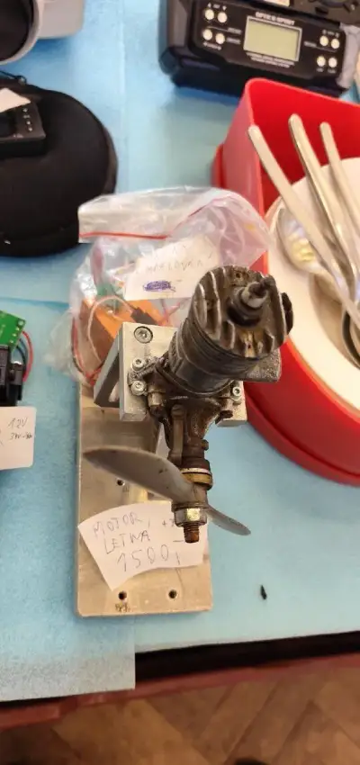 motor letná na RC model letadla