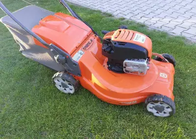 sekačka Husqvarna LC 353 V