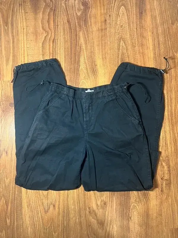 Parachute pants