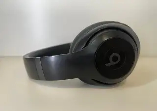 Beats Studio Pro