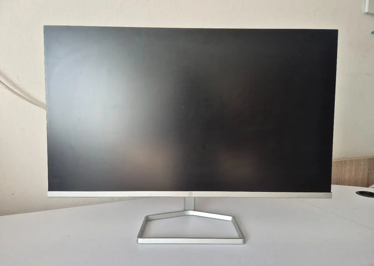 Monitor HP M27f