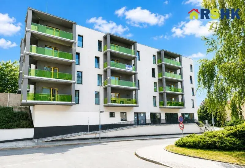 Pronájem obchodního prostoru - 40 m2 - Světlá nad...