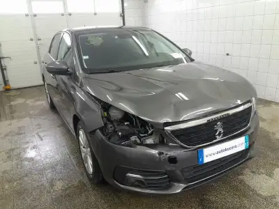 Peugeot 308 – 2018, 71 130 km