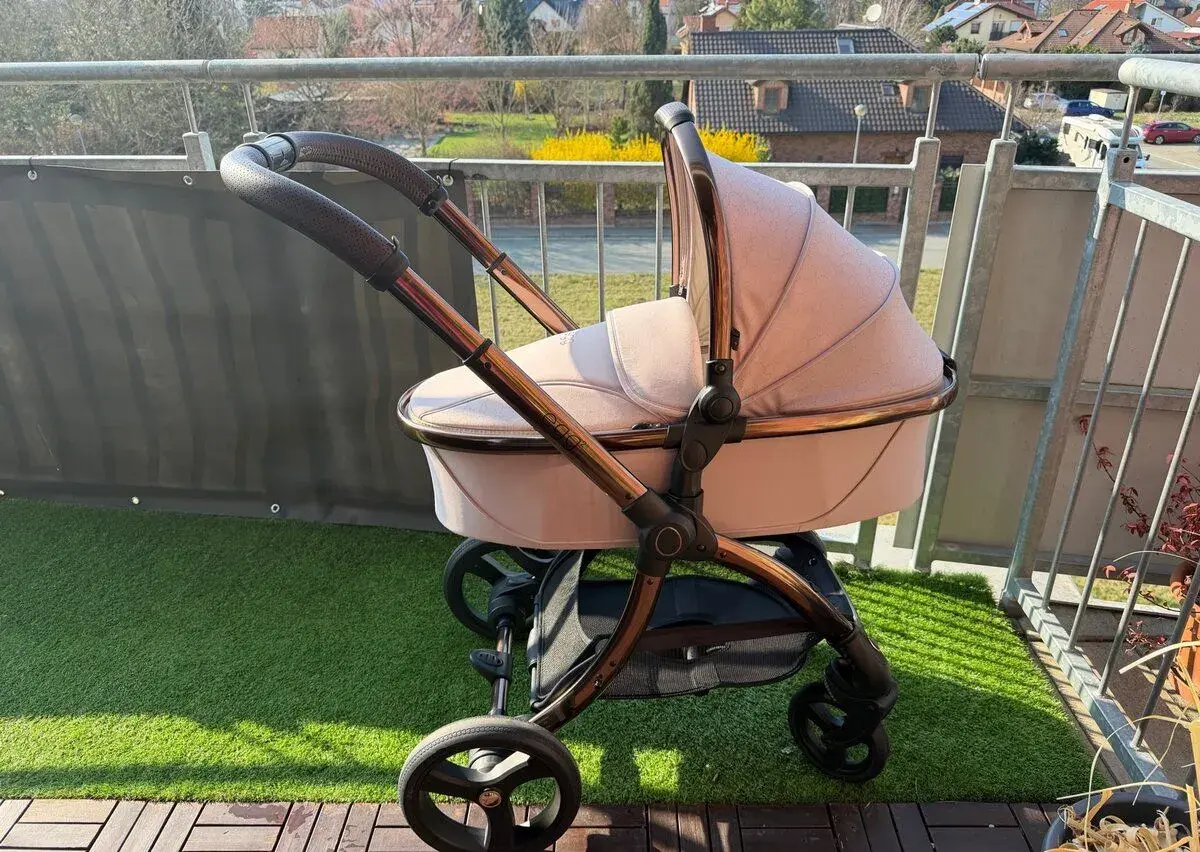 Kočárek Egg2 9v1 barva Feather