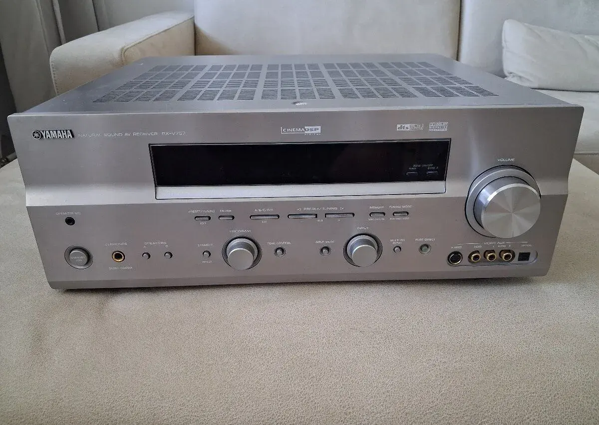 Yamaha RX-V757