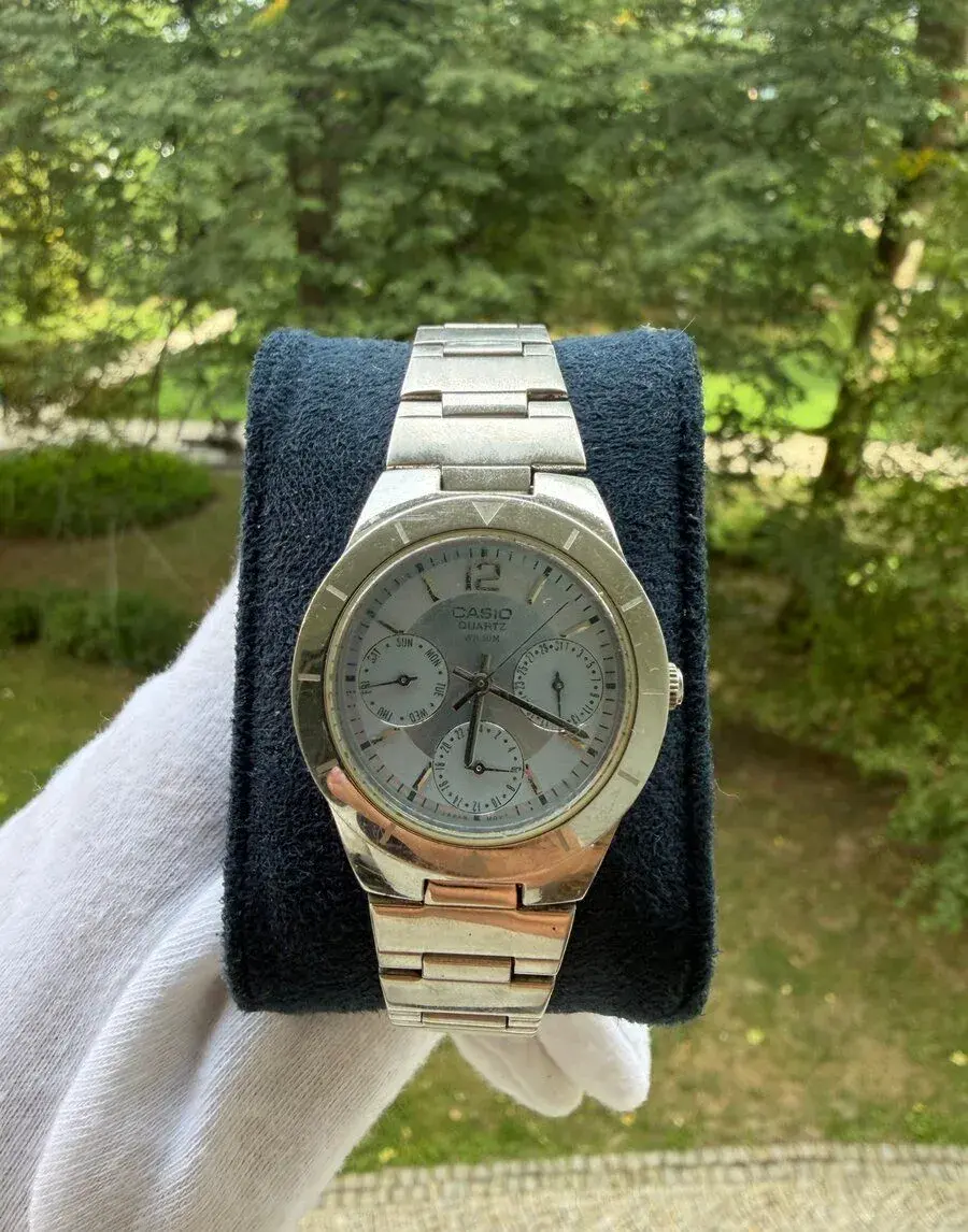Dámské hodinky Casio