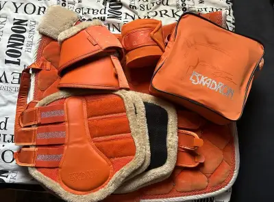 Eskadron platinum Vermillion orange 2019