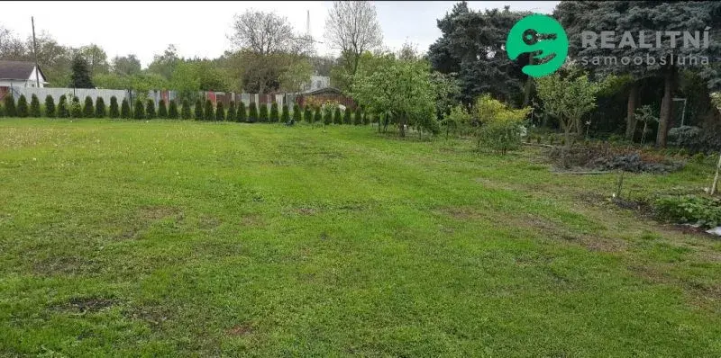 Stavební pozemek Horní Počernice