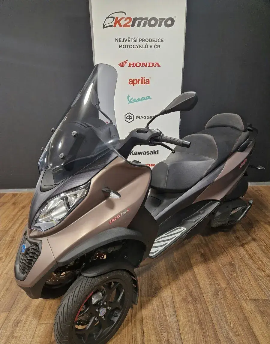 Piaggio MP3 500